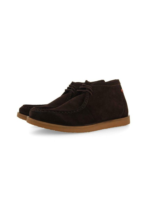Gioseppo ESTILO WALLABEE BOYLSTON