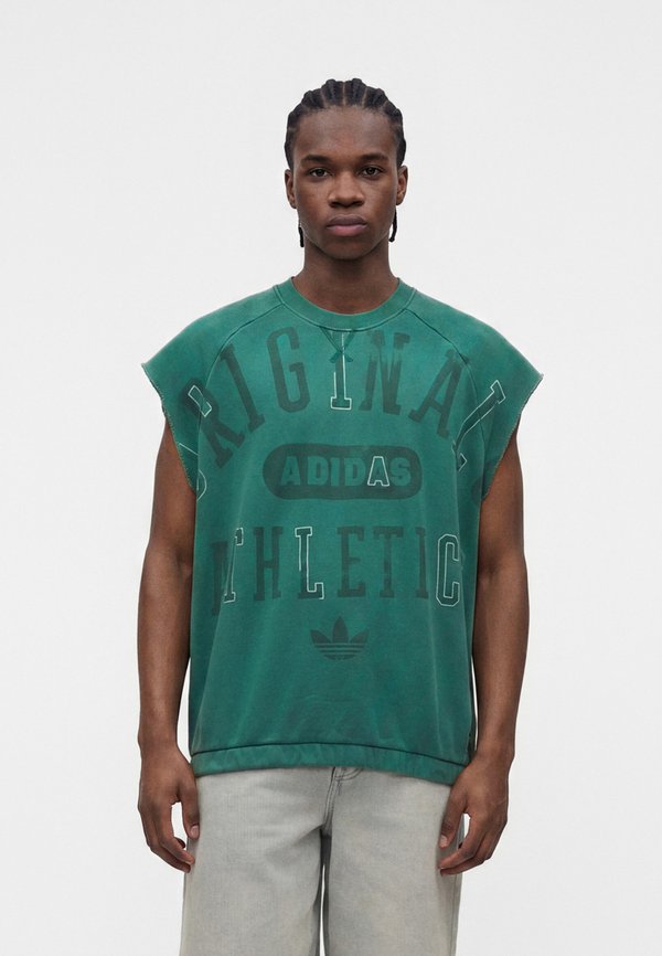 adidas Originals CUT OFF  - Print T-shirt - collegiate green