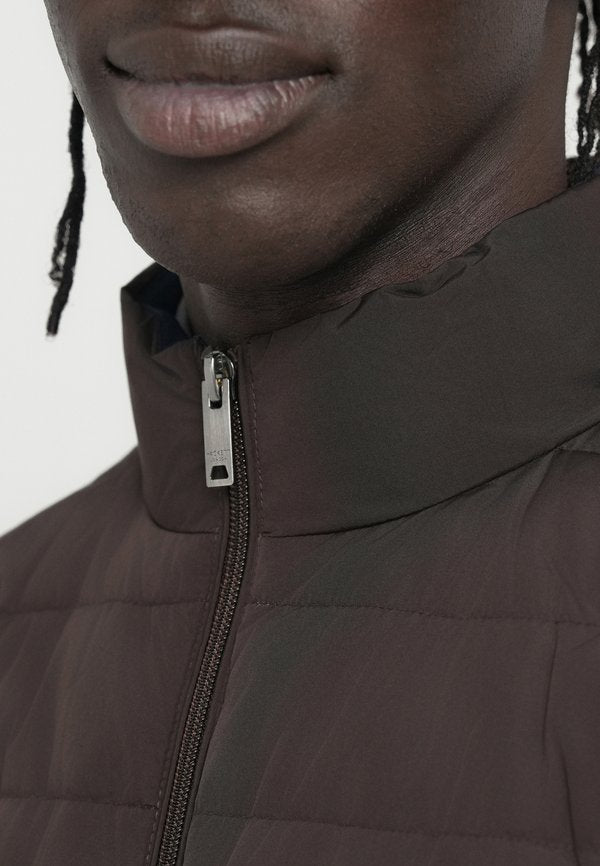 Hackett London
