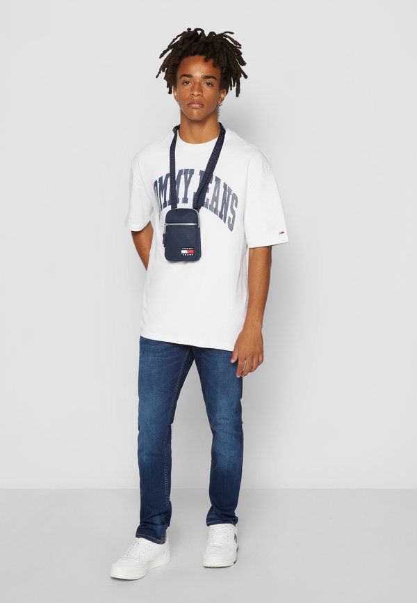 Tommy Jeans AUSTIN SLIM