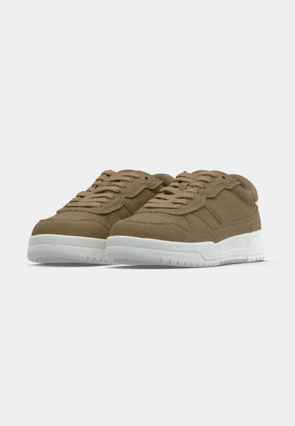 Pier One by Zalando