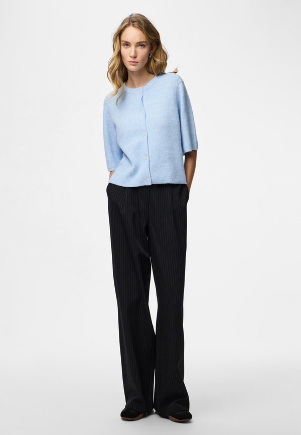 Pieces PCSILLY SS O-NECK KNIT CARDIGAN NOOS BC