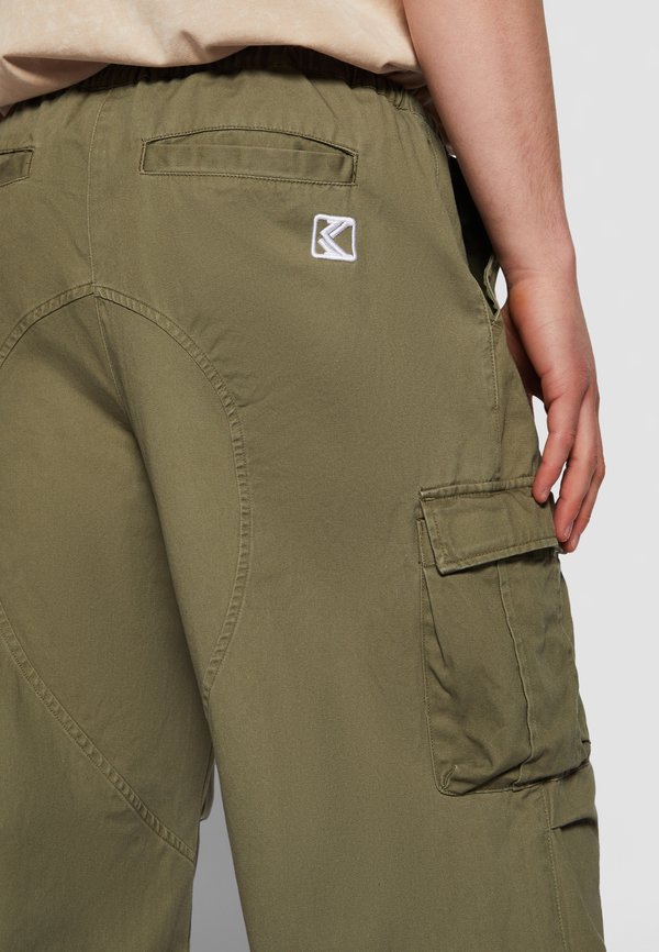 Karl Kani SMALL SIGNATURE WASHED PARACHUTE