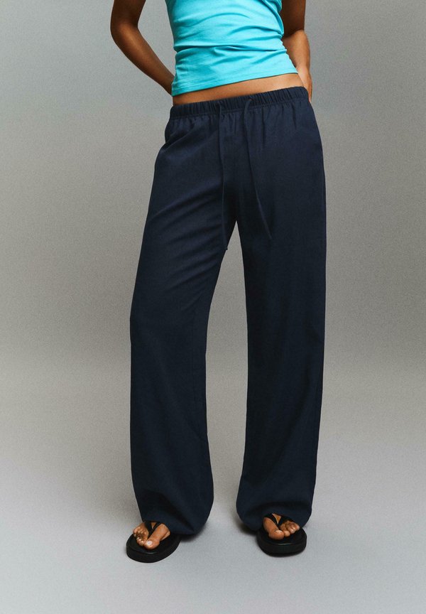 Bershka Trousers - blue