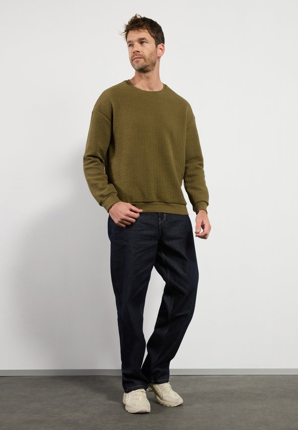Pier One by Zalando