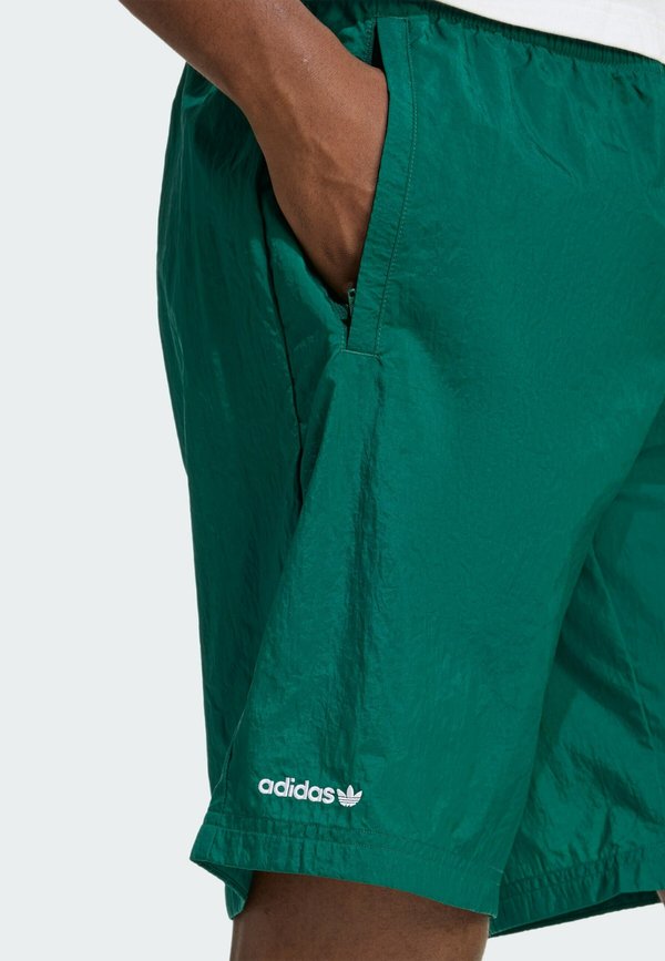 adidas Originals BLOCKED