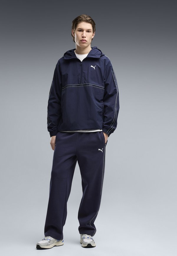 Puma PUMA CLASS RELAXED PINNACLE HOODIE MIT REISSVERSCHLUSS BIS ZUM HALS - Training jacket - navy