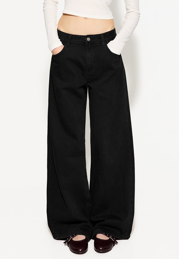 Bershka WIDE-LEG - Wide Leg - black