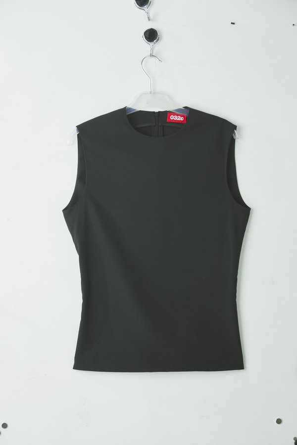 032c OFFICE ATTIRE CROPPED SUIT
