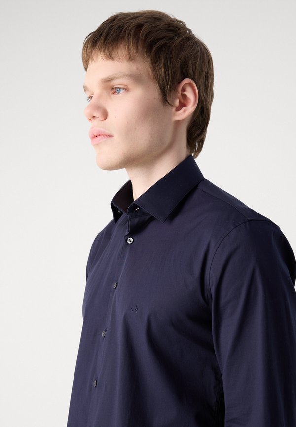 Calvin Klein Tailored