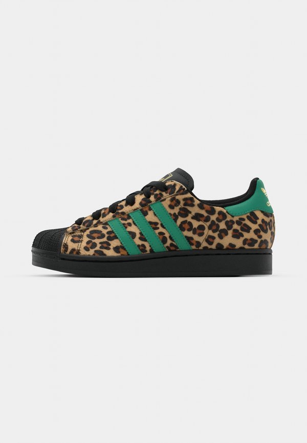 adidas Originals SUPERSTAR II - Trainers - core black/court green/gold metallic