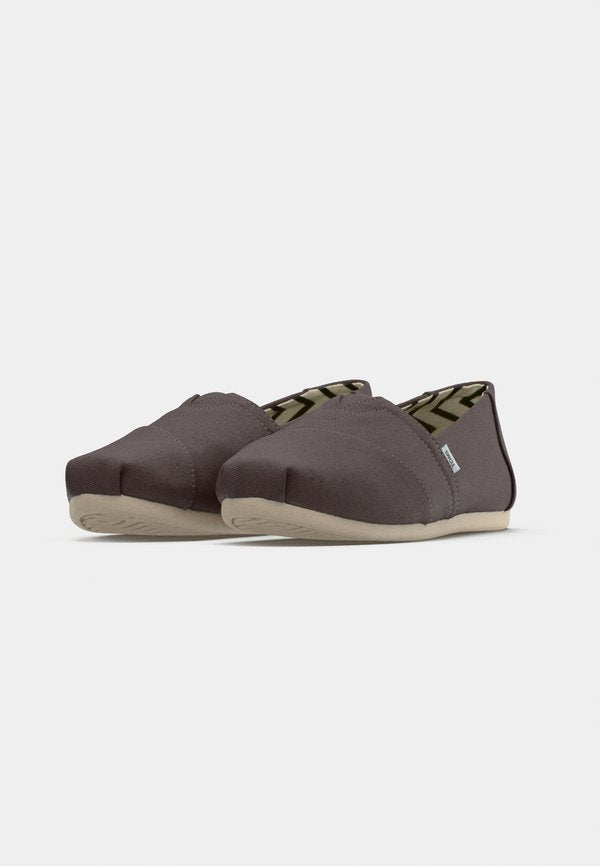 TOMS