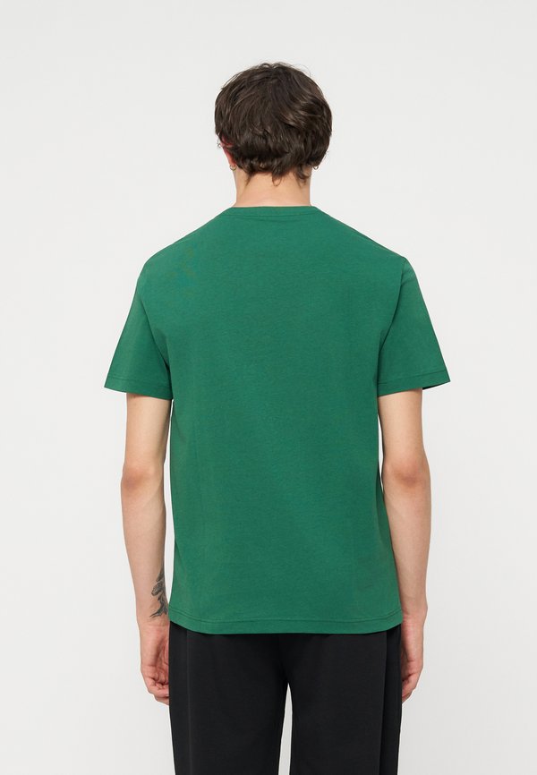 EA7 Emporio Armani