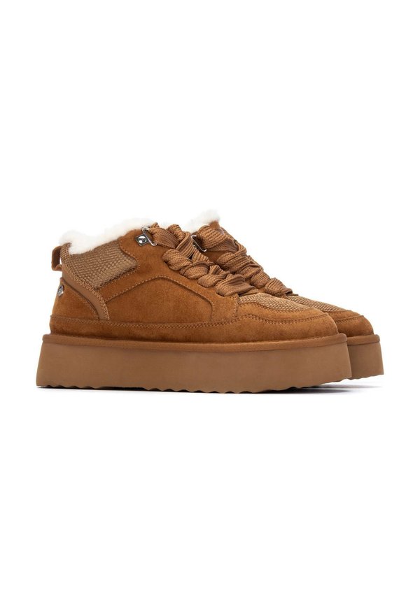 XTI SNEAKER