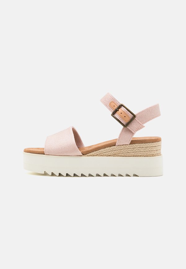 TOMS DIANA