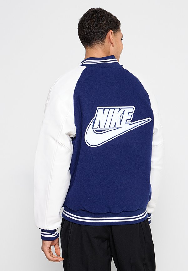 Nike Sportswear