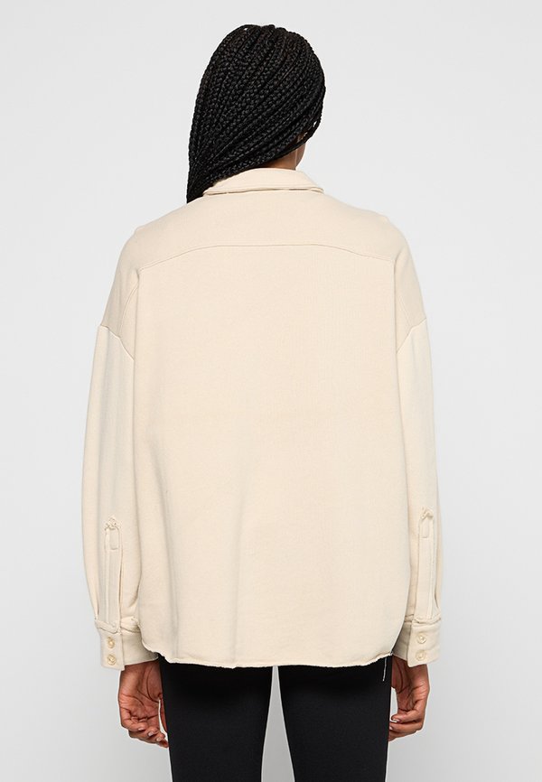 DKNY RELAXED FIT