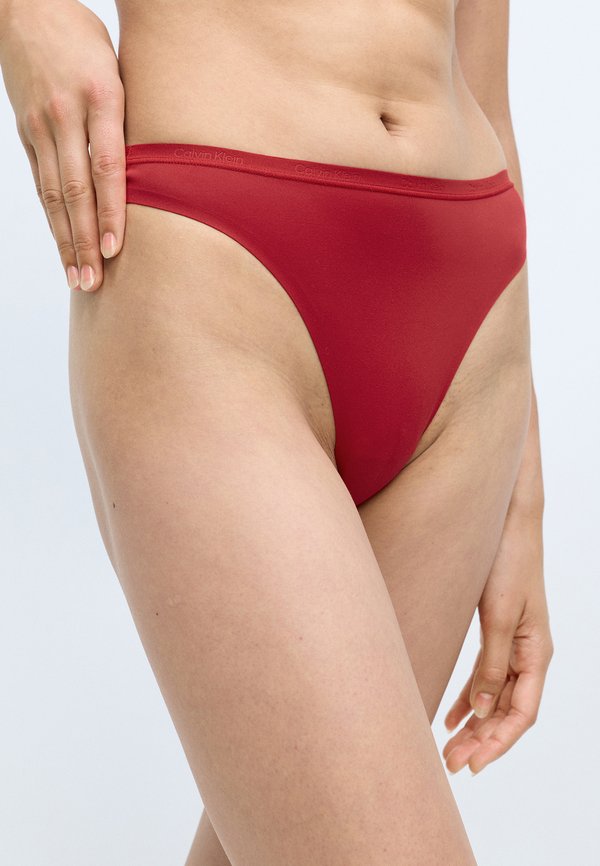 Calvin Klein Underwear THONG PERFECTLY FIT