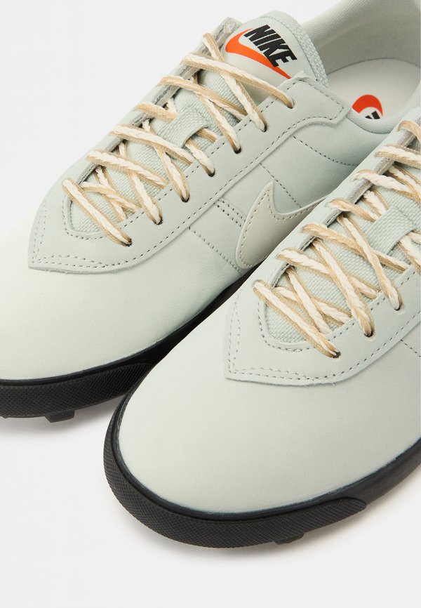 Nike Sportswear ASTROGRABBER