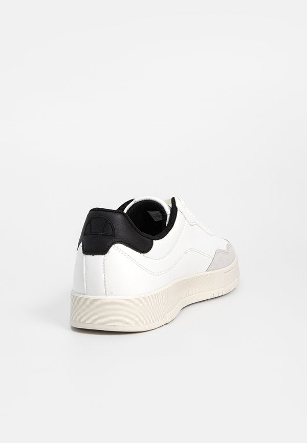 Ellesse