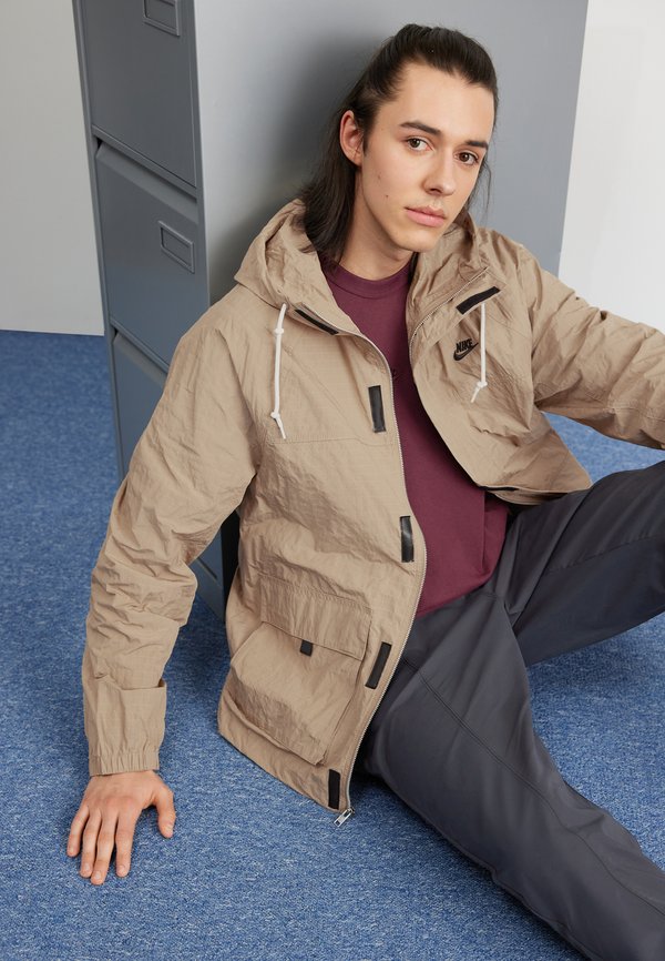 Nike Sportswear CLUB BOWLINE