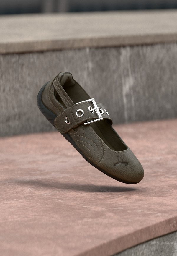 Puma SPEEDCAT BALLET DRESS-UP WNS - Ankle strap ballerina shoes - matte bronze/black
