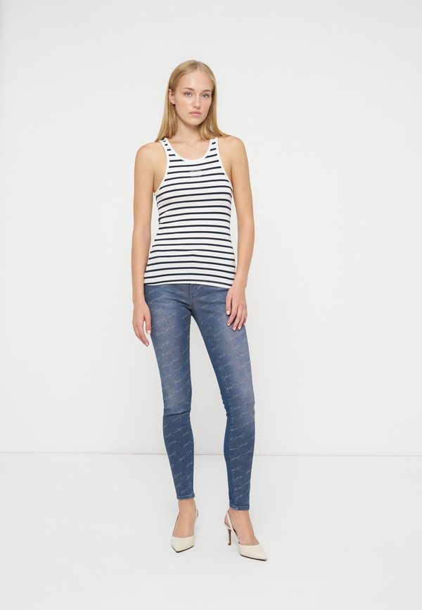 Armani Exchange