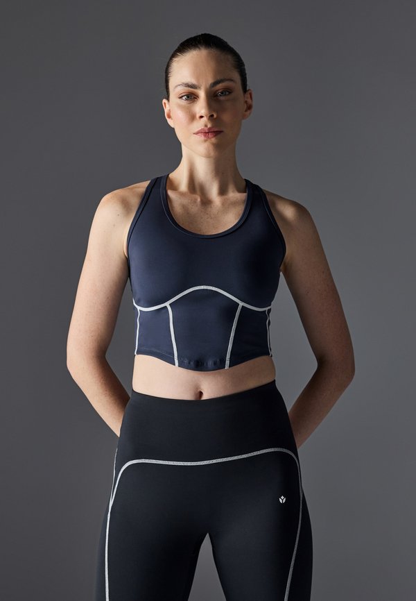 Even&Odd active by Zalando