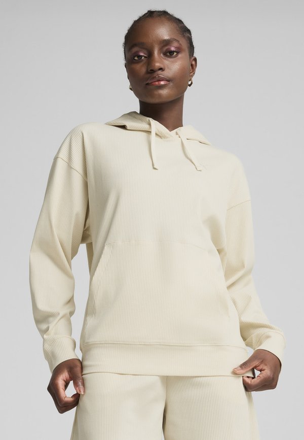 Puma ESS ELEVATED BEQUEMER