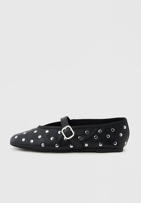 Steve Madden ARCHER