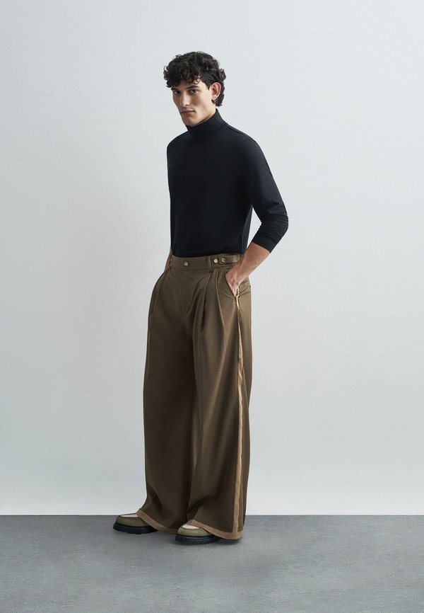 Filippa K TURTLEN