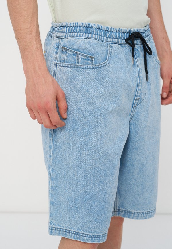 Volcom FREAZY