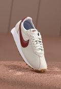 Nike Sportswear LD 1000