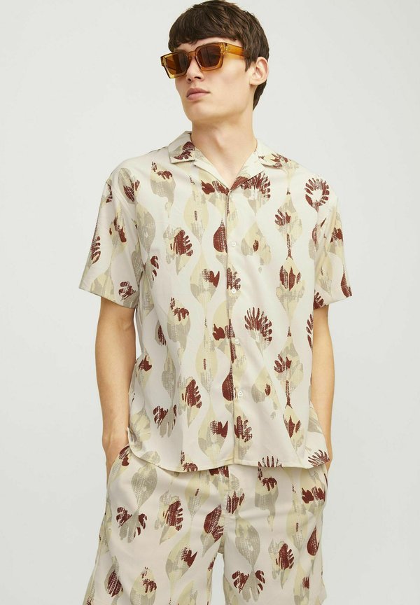 Jack & Jones Relaxed fit