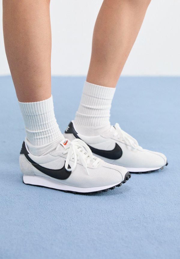 Nike Sportswear LD 1000