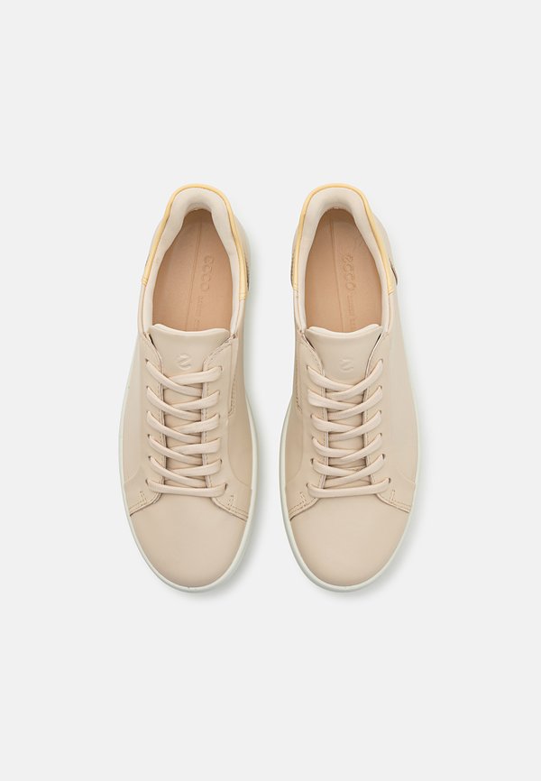 ECCO SOFT 7