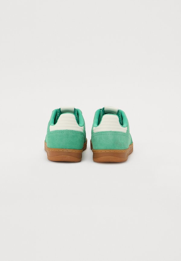 Fila SLANTSHOT