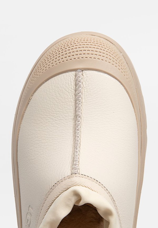 UGG TASMAN WEATHER HYBRID