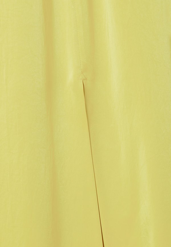 Claudie Pierlot SAPINI