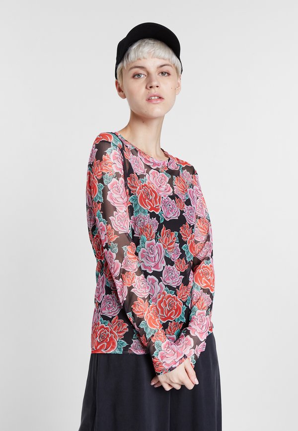 Desigual BY MARIA ESCOTÉ
