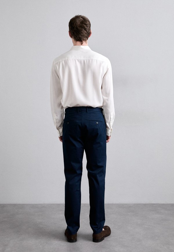 J.LINDEBERG CHED CLOUD PANTS