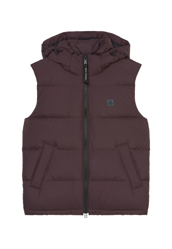 Marc O'Polo  ESSENTIALS