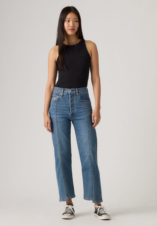 Levi's® RIBCAGE ANKLE SEAMED EDGE