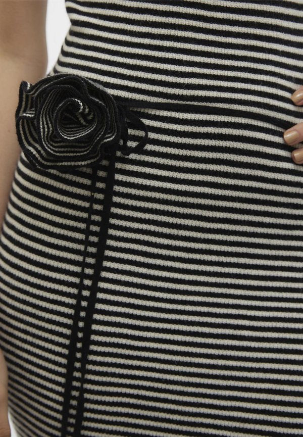 Vero Moda VMBLOOM O NECK DRESS