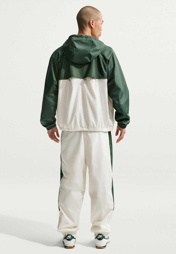 Nike Sportswear