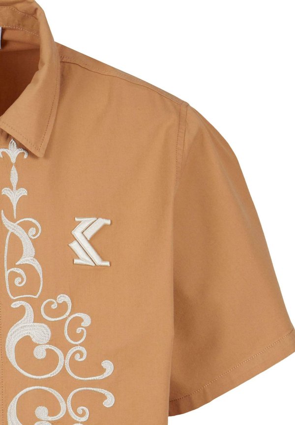 Karl Kani ORNAMENT