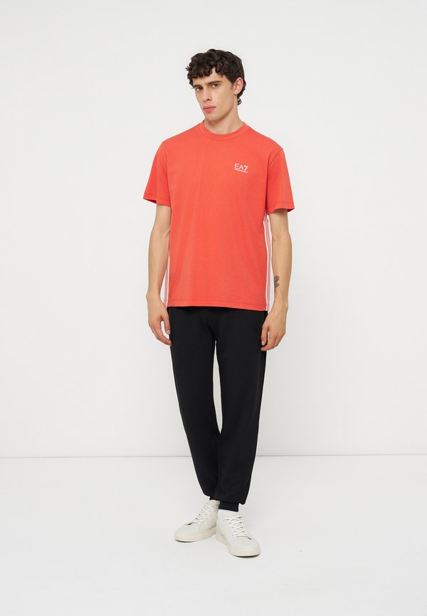 EA7 Emporio Armani
