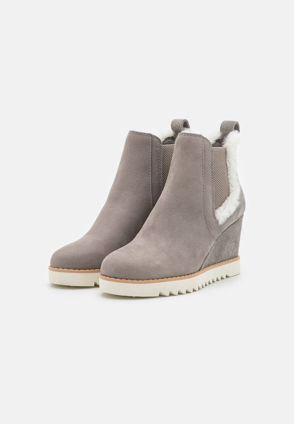 TOMS MADDIE