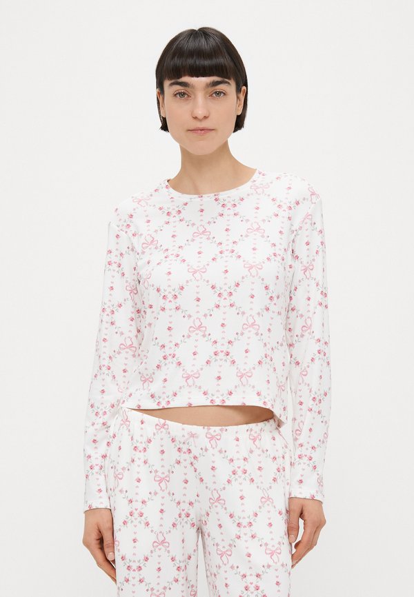Hollister Co. LIQUID COZY LONG SLEEVE SCOOP
