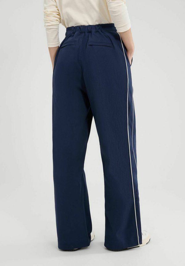 Ellesse ORFORD